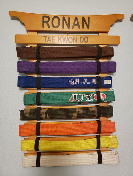 A-Z 5cm Buchstaben Aufkleber & Zahlen 6-Farben | Selbstklebende & Matt – neu positionierbar, einfach zum basteln & gestalten, Ideal für Scrapbook, Schaufenster & DIY-Projekte